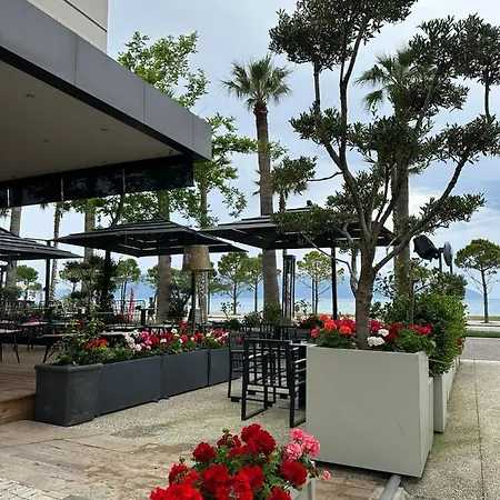 Kai's * Vlorë